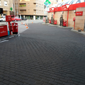 renowacja-nawierzchni-stacja-benzynowa